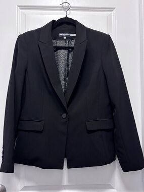 Karl Lagerfeld Black Single-Button Blazer with Notched Lapel